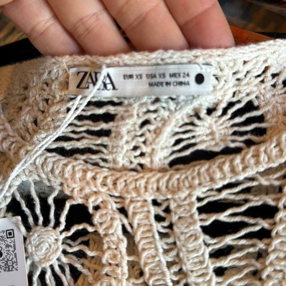 NWT Gorgeous and unique ZARA crochet dress size XS - Picture 14 of 16